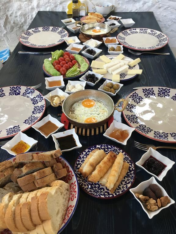 Zakkum Pansiyon Kaş Eksteriør billede